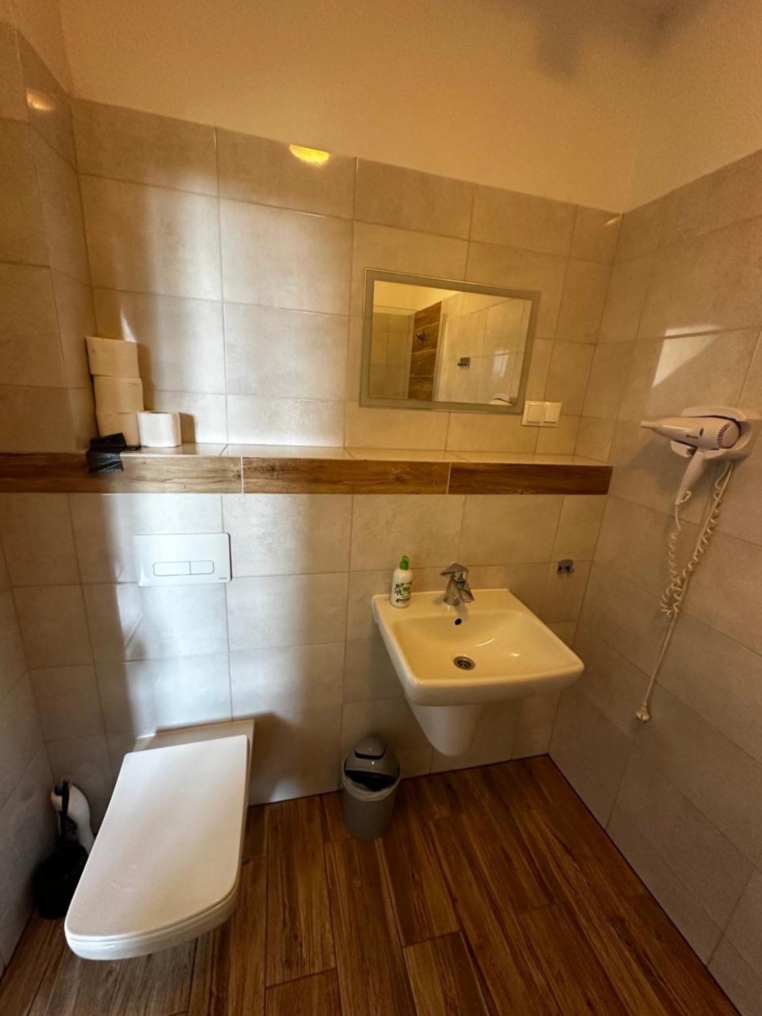 Agroturystyka Pod Grzywaczem Villa Sloszow Eksteriør billede