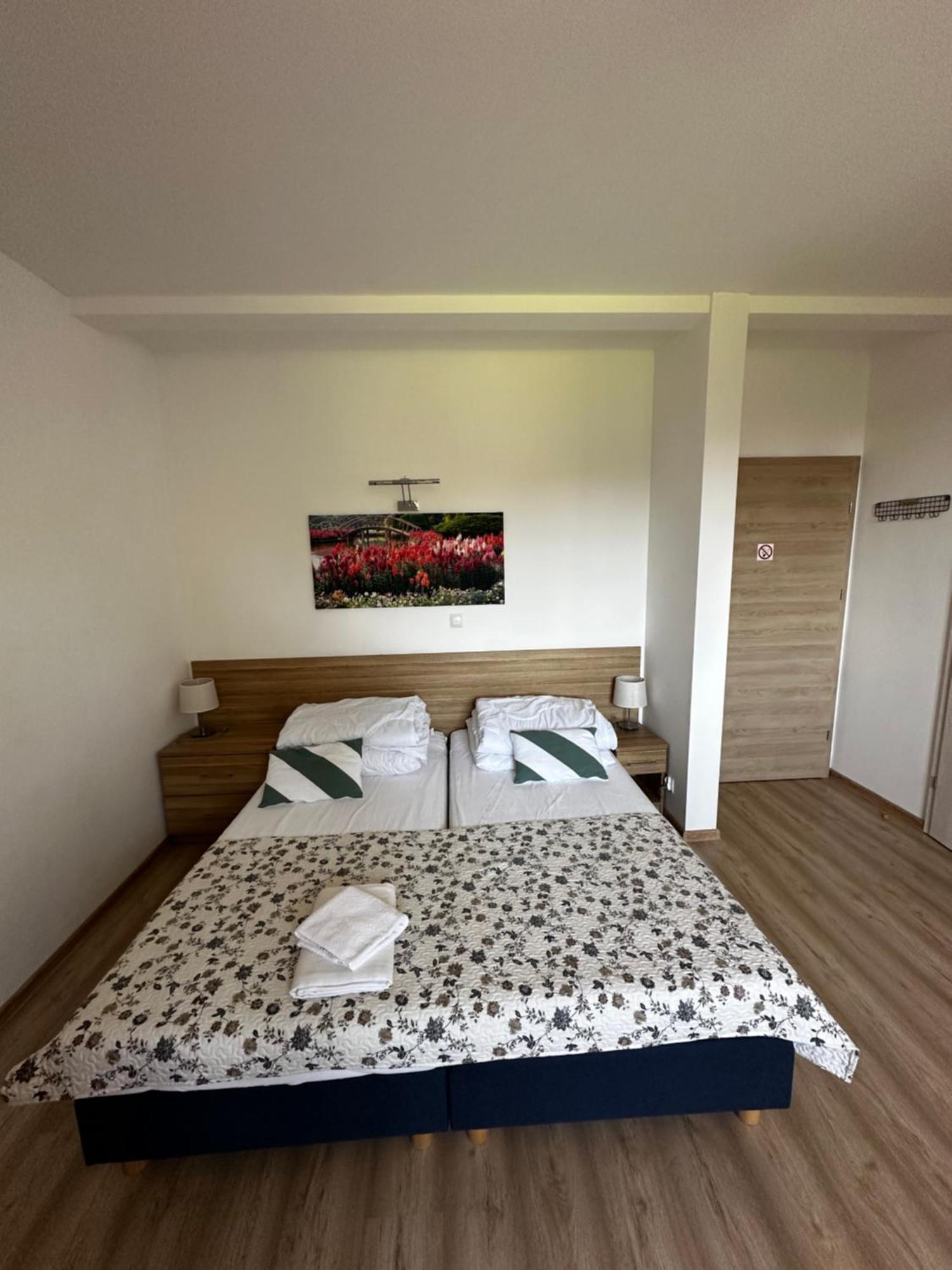 Agroturystyka Pod Grzywaczem Villa Sloszow Eksteriør billede